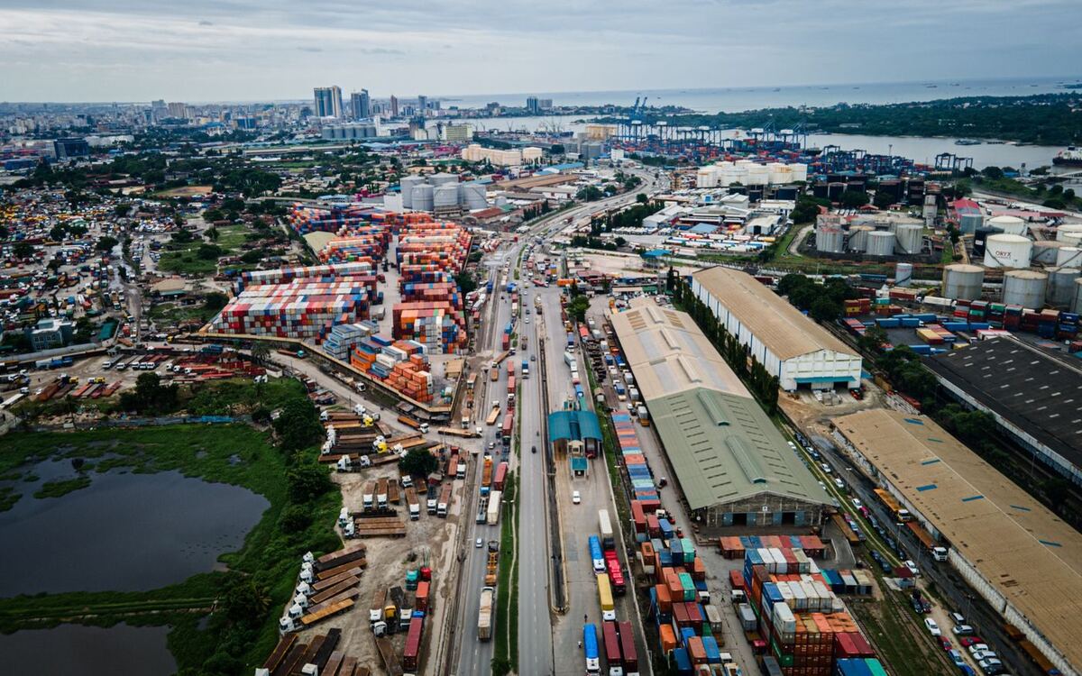 The Port of Dar es Salaam: A Gateway for Six Countries